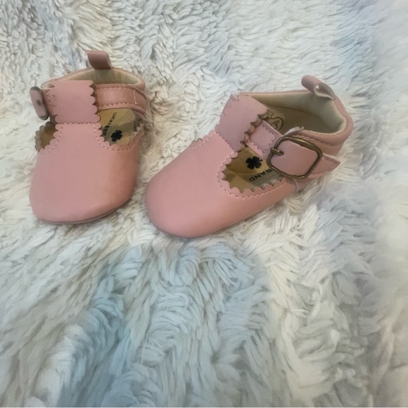 Lucky Brand Other - Lucky Brand Baby Girl Pink Faux Leather Mary Jane Shoes Size 3